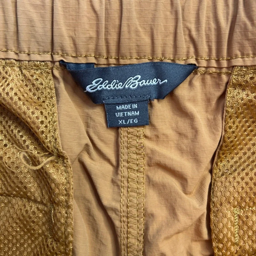 Eddie Bauer Shorts Mens XL Brown Nylon Hiking Cargo Belted Quick Dry Trail